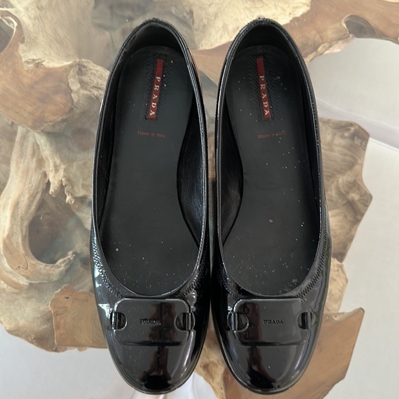 Prada patent leather black flats - Picture 2 of 5